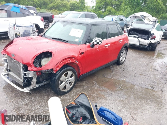 2017 MINI Hardtop 4 Door Cooper with VIN WMWXU1C58H2E18094, listed as a IAAI auction lot 42312473 with 50,482 mi miles and . Bid and sale history available at DreamBid. Image 18.