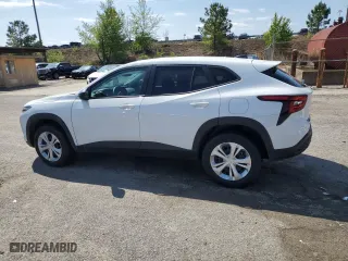2024 Chevrolet Trax LS with VIN KL77LFE26RC246160, listed as a Copart auction lot 52375875 with 5,790 mi miles and Clean Title. Bid and sale history available at carsss.com. Image 2.