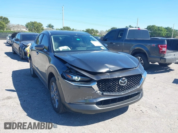 2024 Mazda CX-30 2.5 S Preferred Package with VIN 3MVDMBCM7RM680214, listed as a IAAI auction lot 41777292 with 5,500 mi miles. Bid and sale history available at carsss.com. Image 6.