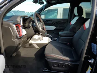 2024 GMC Canyon 4WD AT4X with VIN 1GTP6EEK2R1145665, listed as a Copart auction lot 75542324 with 2,353 mi miles and Non Repairable. Bid and sale history available at carsss.com. Image 7.