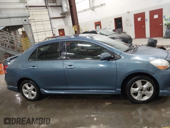 2007 Toyota Yaris with VIN JTDBT903371175510, listed as a IAAI auction lot 41573587 with 218,210 mi miles. Bid and sale history available at carsss.com. Image 13.