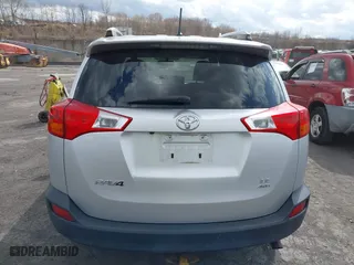 2014 Toyota RAV4 LE with VIN JTMBFREV7ED063628, listed as a IAAI auction lot 41931380 with 117,542 mi miles. Bid and sale history available at carsss.com. Image 16.