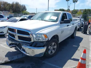 2022 Ram 1500 SLT z VIN 1C6RR6LG0NS185906, wystawiony jako IAAI lot #42012123 z przebiegiem 63 944 mil mil oraz . Historia ofert i sprzedaży dostępna na DreamBid. Obrazek 18.