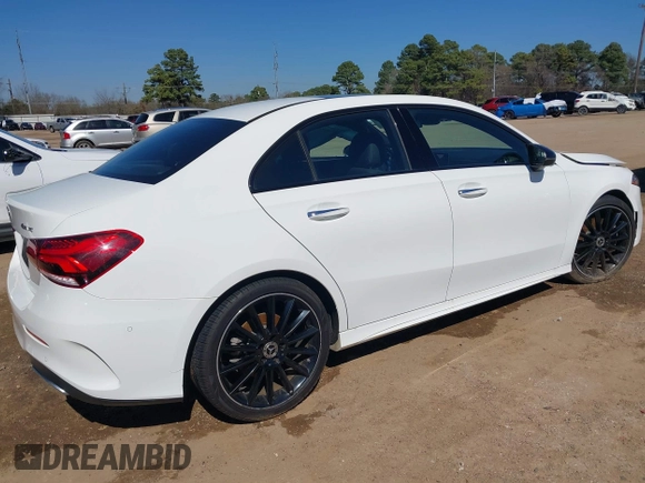 2019 Mercedes-Benz A 220 with VIN WDD3G4FB5KW026009, listed as a IAAI auction lot 41587435 with 40,950 mi miles and . Bid and sale history available at DreamBid. Image 4.