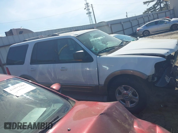 2004 Ford Expedition Eddie Bauer with VIN 1FMPU17L64LB55970, listed as a IAAI auction lot 41883203 with 319,583 mi miles. Bid and sale history available at carsss.com. Image 13.