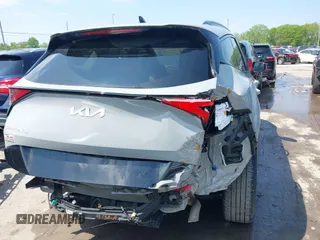 2023 Kia Sportage SX-Prestige z VIN 5XYK53AF8PG072213, wystawiony jako IAAI lot #42251431 z przebiegiem 73 225 mil mil oraz . Historia ofert i sprzedaży dostępna na DreamBid. Obrazek 17.