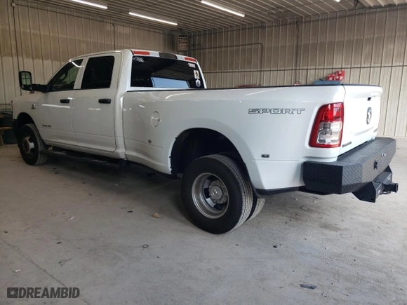 2021 Ram 3500 Chassis Cab Tradesman with VIN 3C7WRTCL6MG530095, listed as a Copart auction lot 69465744 with 61,961 mi miles and Clean Title. Bid and sale history available at carsss.com. Image 2.