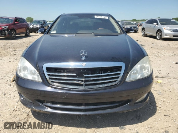 2008 Mercedes-Benz S 550 z VIN WDDNG86XX8A228278, wystawiony jako Copart lot #56500155 z przebiegiem 130 341 mil mil oraz Szkoda całkowita • Salvage title. Historia ofert i sprzedaży dostępna na DreamBid. Obrazek 5.