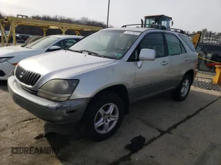 1999 Lexus RX 300 Luxury SUV with VIN JT6HF10U3X0025289, listed as a Copart auction lot 44175635 with 0 mi miles and Salvage Title. Bid and sale history available at carsss.com. Image 1.