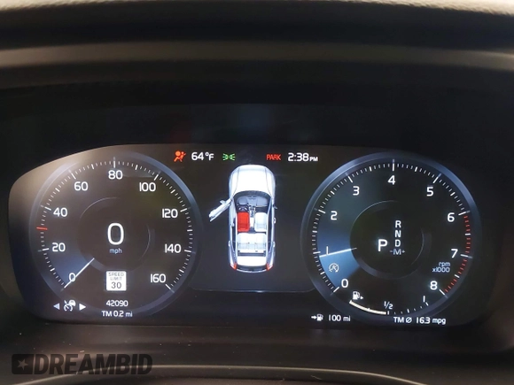 2019 Volvo XC40 Inscription с VIN YV4162UL5K2046401, выставлен на аукционе IAAI как лот 41911289 с пробегом 42 090 миль миль и . История ставок и продаж доступна на DreamBid. Изображение 7.