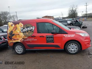 2018 Ford Transit Connect XLT z VIN NM0LS6F71J1349045, wystawiony jako IAAI lot #41465127 z przebiegiem 22 576 mil mil oraz . Historia ofert i sprzedaży dostępna na DreamBid. Obrazek 12.