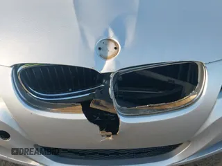 2009 BMW 3 Series 328i xDrive with VIN WBAPK53529A513929, listed as a IAAI auction lot 43481693 with 153,017 mi miles and . Bid and sale history available at DreamBid. Image 14.