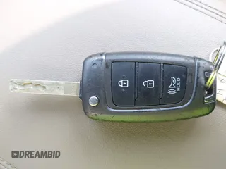 2020 Hyundai Santa Fe SE with VIN 5NMS23AD6LH220012, listed as a IAAI auction lot 42317046 with 141,055 mi miles and . Bid and sale history available at DreamBid. Image 11.