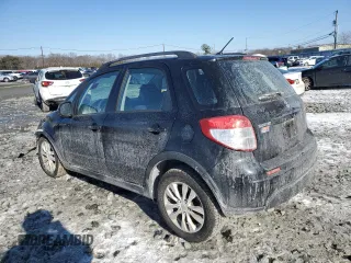 2013 Suzuki SX4 Crossover with VIN JS2YB5A39D6100013, listed as a Copart auction lot 42423105 with 167,398 mi miles and Salvage Title. Bid and sale history available at carsss.com. Image 2.