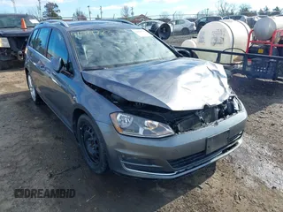 2015 Volkswagen Golf SportWagen TDI SE with VIN 3VWCA7AU7FM506948, listed as a IAAI auction lot 41021723 with 182,093 mi miles. Bid and sale history available at carsss.com. Image 17.