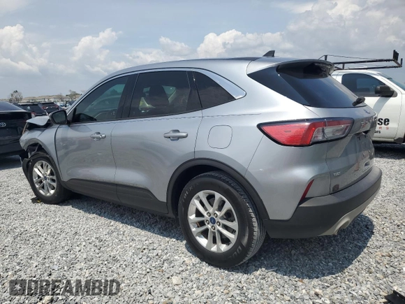 2021 Ford Escape SE z VIN 1FMCU0G64MUA91313, wystawiony jako Copart lot #56318425 z przebiegiem Nie podano mil oraz Szkoda całkowita • Salvage title. Historia ofert i sprzedaży dostępna na DreamBid. Obrazek 2.