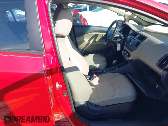 2014 Kia Rio EX z VIN KNADN4A35E6355797, wystawiony jako IAAI lot #41639623 z przebiegiem 152 057 mil mil oraz . Historia ofert i sprzedaży dostępna na DreamBid. Obrazek 5.