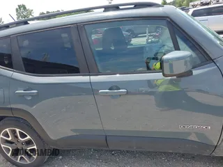 2017 Jeep Renegade Altitude with VIN ZACCJABB7HPG32997, listed as a IAAI auction lot 42370226 with 96,774 mi miles and . Bid and sale history available at DreamBid. Image 13.