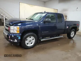 2011 Chevrolet Silverado 1500 LT with VIN 1GCRKSE3XBZ189898, listed as a Copart auction lot 49823915 with 136,700 mi miles and Clean Title. Bid and sale history available at carsss.com. Image 1.