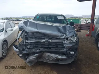 2022 Chevrolet Colorado 4WD Z71 с VIN 1GCGTDENXN1137224, выставлен на аукционе IAAI как лот 42756568 с пробегом 52 369 миль миль и . История ставок и продаж доступна на DreamBid. Изображение 12.