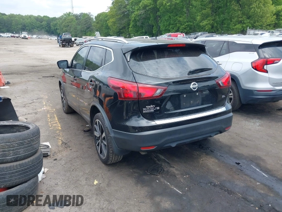 2017 Nissan Rogue S z VIN JN1BJ1CP9HW019565, wystawiony jako IAAI lot #42121059 z przebiegiem 106 056 mil mil oraz . Historia ofert i sprzedaży dostępna na DreamBid. Obrazek 3.