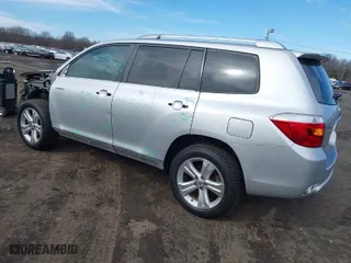 2008 Toyota Highlander Limited with VIN JTEES42A582037201, listed as a IAAI auction lot 41610521 with 222,888 mi miles. Bid and sale history available at carsss.com. Image 3.