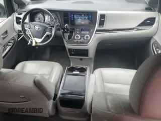 2015 Toyota Sienna XLE с VIN 5TDYK3DC6FS531521, выставлен на аукционе Copart как лот 62923695 с пробегом 135 782 миль миль и Списание • Salvage title. История ставок и продаж доступна на DreamBid. Изображение 8.