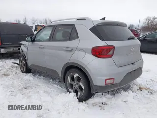 2022 Hyundai Venue SEL z VIN KMHRC8A31NU206543, wystawiony jako IAAI lot #41354252 z przebiegiem 42 256 mil mil oraz . Historia ofert i sprzedaży dostępna na DreamBid. Obrazek 3.
