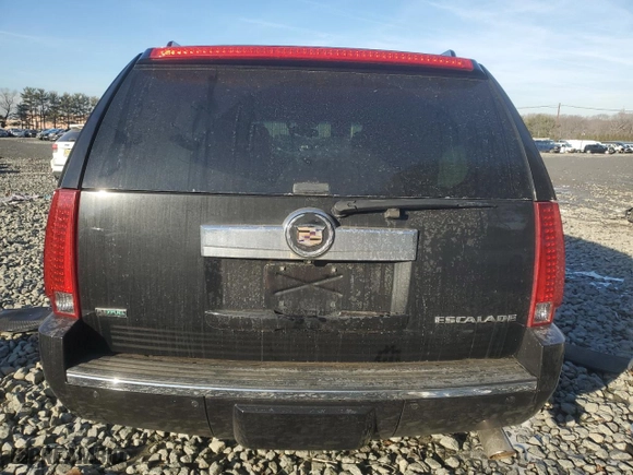 2011 Cadillac Escalade Luxury with VIN 1GYS4BEF2BR337252, listed as a Copart auction lot 86584494 with NaN miles and Salvage Title. Bid and sale history available at carsss.com. Image 6.