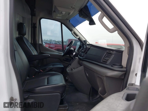 2020 Ford Transit Cargo with VIN 1FTBF4XG0LKB31391, listed as a IAAI auction lot 41603637 with 87,279 mi miles and . Bid and sale history available at DreamBid. Image 5.