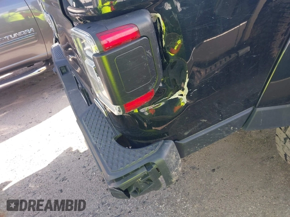2020 Jeep Gladiator Overland with VIN 1C6HJTFG2LL149056, listed as a IAAI auction lot 41524168 with 113,503 mi miles and . Bid and sale history available at DreamBid. Image 18.