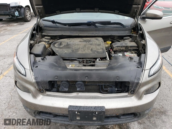 2016 Jeep Cherokee Altitude with VIN 1C4PJMCS8GW241263, listed as a Copart auction lot 73146334 with 101,581 mi miles and Clean title. Bid and sale history available at DreamBid. Image 12.