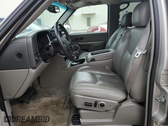 2004 GMC Yukon SLT with VIN 1GKEK13Z84R294379, listed as a Copart auction lot 74058744 with 0 mi miles and Salvage Title. Bid and sale history available at carsss.com. Image 7.