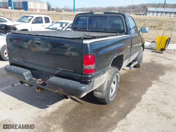 1996 Dodge Ram 1500 with VIN 1B7HF16Y2TS561233, listed as a IAAI auction lot 41491143 with 165,875 mi miles. Bid and sale history available at carsss.com. Image 4.