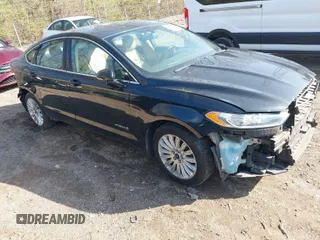 2013 Ford Fusion SE Hybrid with VIN 3FA6P0LUXDR375099, listed as a IAAI auction lot 41914387 with 133,178 mi miles. Bid and sale history available at carsss.com. Image 1.