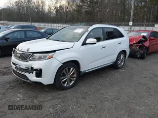 2014 Kia Sorento SX with VIN 5XYKW4A70EG451120, listed as a IAAI auction lot 41309727 with 106,262 mi miles. Bid and sale history available at carsss.com. Image 17.