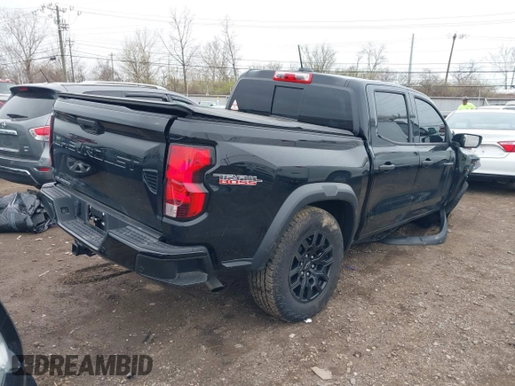 2023 Chevrolet Colorado 4WD Trail Boss with VIN 1GCPTEEK6P1253972, listed as a IAAI auction lot 41864105 with 19,238 mi miles. Bid and sale history available at carsss.com. Image 4.
