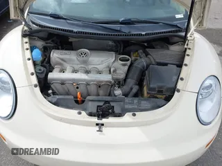 2008 Volkswagen New Beetle Coupe S with VIN 3VWRW31C58M523746, listed as a IAAI auction lot 41784710 with 116,222 mi miles. Bid and sale history available at carsss.com. Image 10.