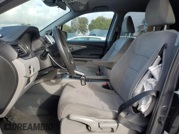 2019 Honda Pilot LX with VIN 5FNYF5H10KB026033, listed as a Copart auction lot 82578984 with 87,602 mi miles and Salvage Title. Bid and sale history available at DreamBid. Image 7.