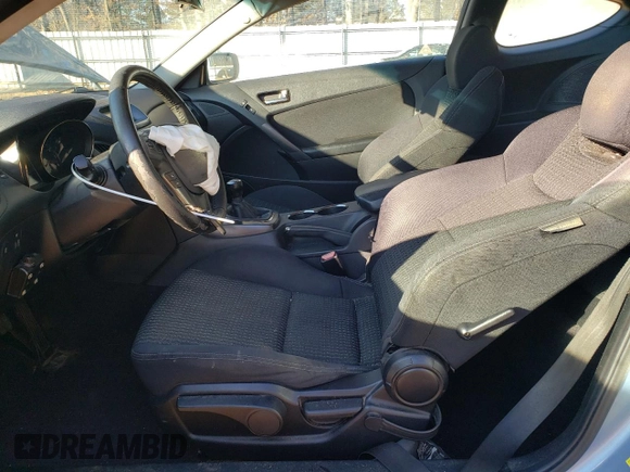 2011 Hyundai Genesis Coupe with VIN KMHHT6KD2BU052167, listed as a Copart auction lot 41340295 with 117,048 mi miles and Salvage title. Bid and sale history available at DreamBid. Image 7.