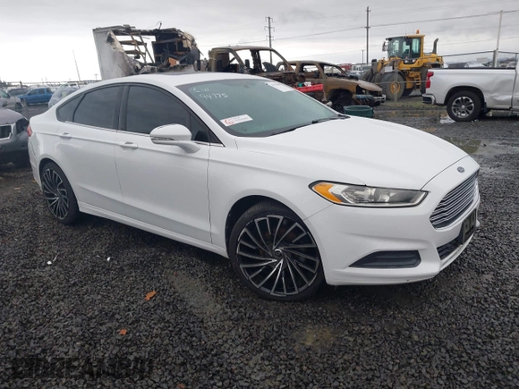 2013 Ford Fusion SE with VIN 3FA6P0H79DR126179, listed as a IAAI auction lot 41129882 with 176,135 mi miles. Bid and sale history available at carsss.com. Image 1.