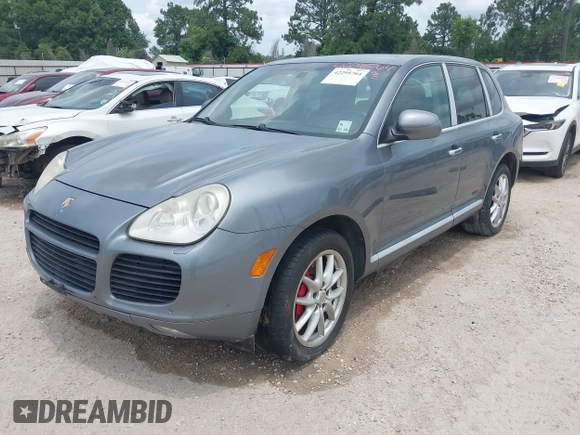 2005 Porsche Cayenne Turbo z VIN WP1AC29P25LA90019, wystawiony jako IAAI lot #42295764 z przebiegiem 164 927 mil mil oraz . Historia ofert i sprzedaży dostępna na DreamBid. Obrazek 17.