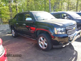2013 Chevrolet Avalanche LS with VIN 3GNTKEE76DG197730, listed as a IAAI auction lot 42128989 with 105,722 mi miles and . Bid and sale history available at DreamBid. Image 1.