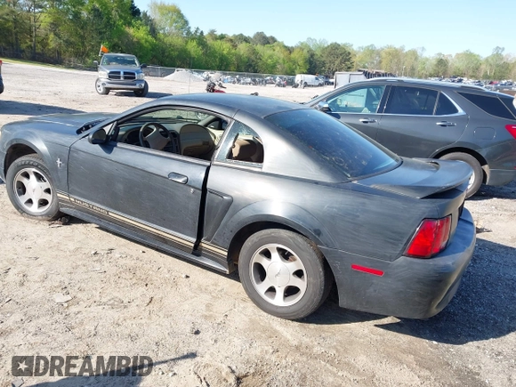 2000 Ford Mustang z VIN 1FAFP404XYF217165, wystawiony jako IAAI lot #41997215 z przebiegiem Nie podano mil oraz . Historia ofert i sprzedaży dostępna na DreamBid. Obrazek 3.
