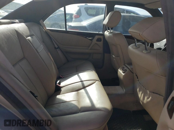 1997 Mercedes-Benz E-Class with VIN WDBJF55F7VA412770, listed as a Copart auction lot 86442634 with 238,065 mi miles and Clean Title. Bid and sale history available at carsss.com. Image 10.