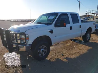 2010 Ford Super Duty F-250 SRW XL with VIN 1FTSW2B57AEB10561, listed as a IAAI auction lot 41507930 with 290,173 mi miles. Bid and sale history available at carsss.com. Image 2.