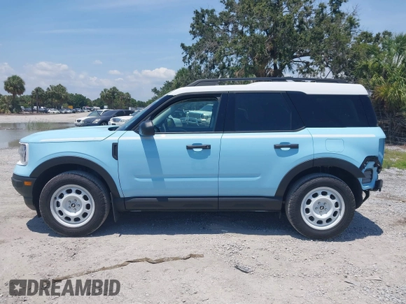 2024 Ford Bronco Sport Heritage с VIN 3FMCR9G65RRF35612, выставлен на аукционе IAAI как лот 42307634 с пробегом 2 133 миль миль и . История ставок и продаж доступна на DreamBid. Изображение 15.