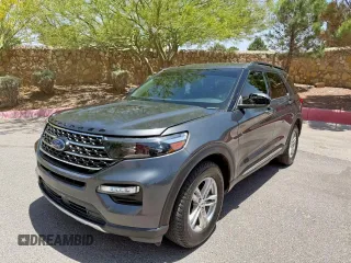 2020 Ford Explorer XLT z VIN 1FMSK8DH5LGB74302, wystawiony jako Copart lot #58030415 z przebiegiem 127 161 mil mil oraz Szkoda całkowita • Salvage title. Historia ofert i sprzedaży dostępna na DreamBid. Obrazek 2.