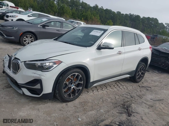 2022 BMW X1 xDrive28i with VIN WBXJG9C0XN5U89973, listed as a IAAI auction lot 41508343 with 67,424 mi miles. Bid and sale history available at carsss.com. Image 18.