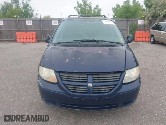 2005 Dodge Caravan SE with VIN 1D4GP24R95B420644, listed as a IAAI auction lot 42302868 with 256,701 mi miles and . Bid and sale history available at DreamBid. Image 12.